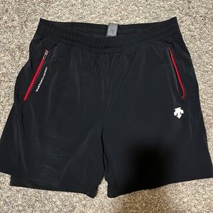 DESCENTE short US SIZE L